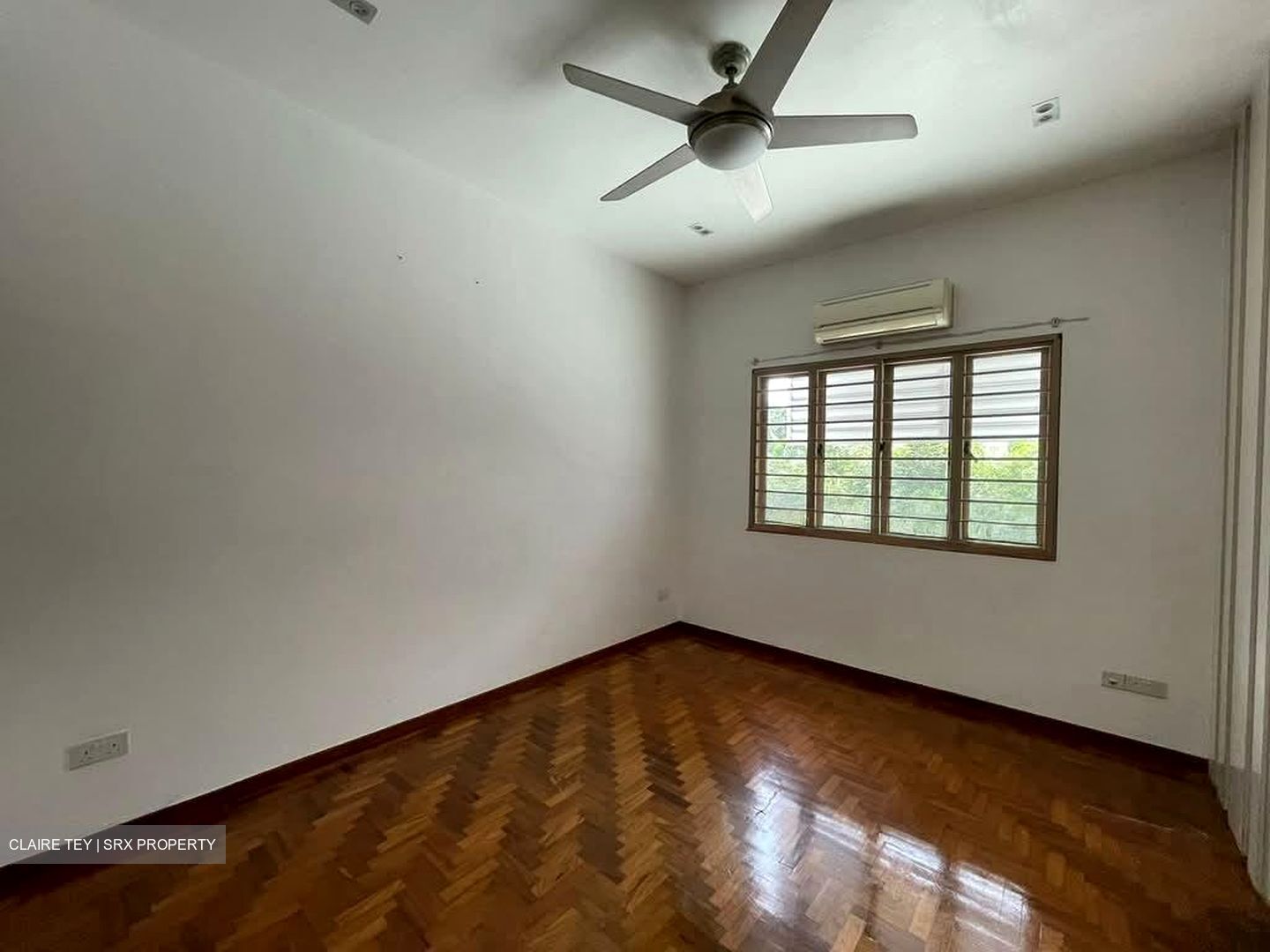 Hougang Avenue 1 (D19), Terrace #604815341